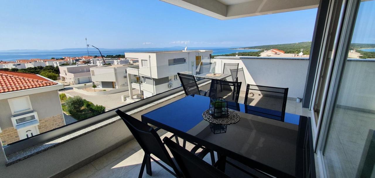 Seahorse Luxury Apartment With Pool And Sea View Новаля Екстериор снимка